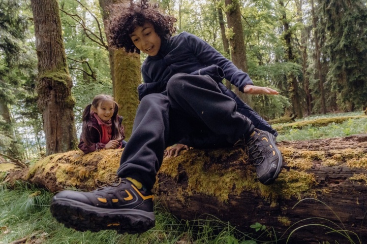 Categoriefoto voor broeken en rokken voor kinderen